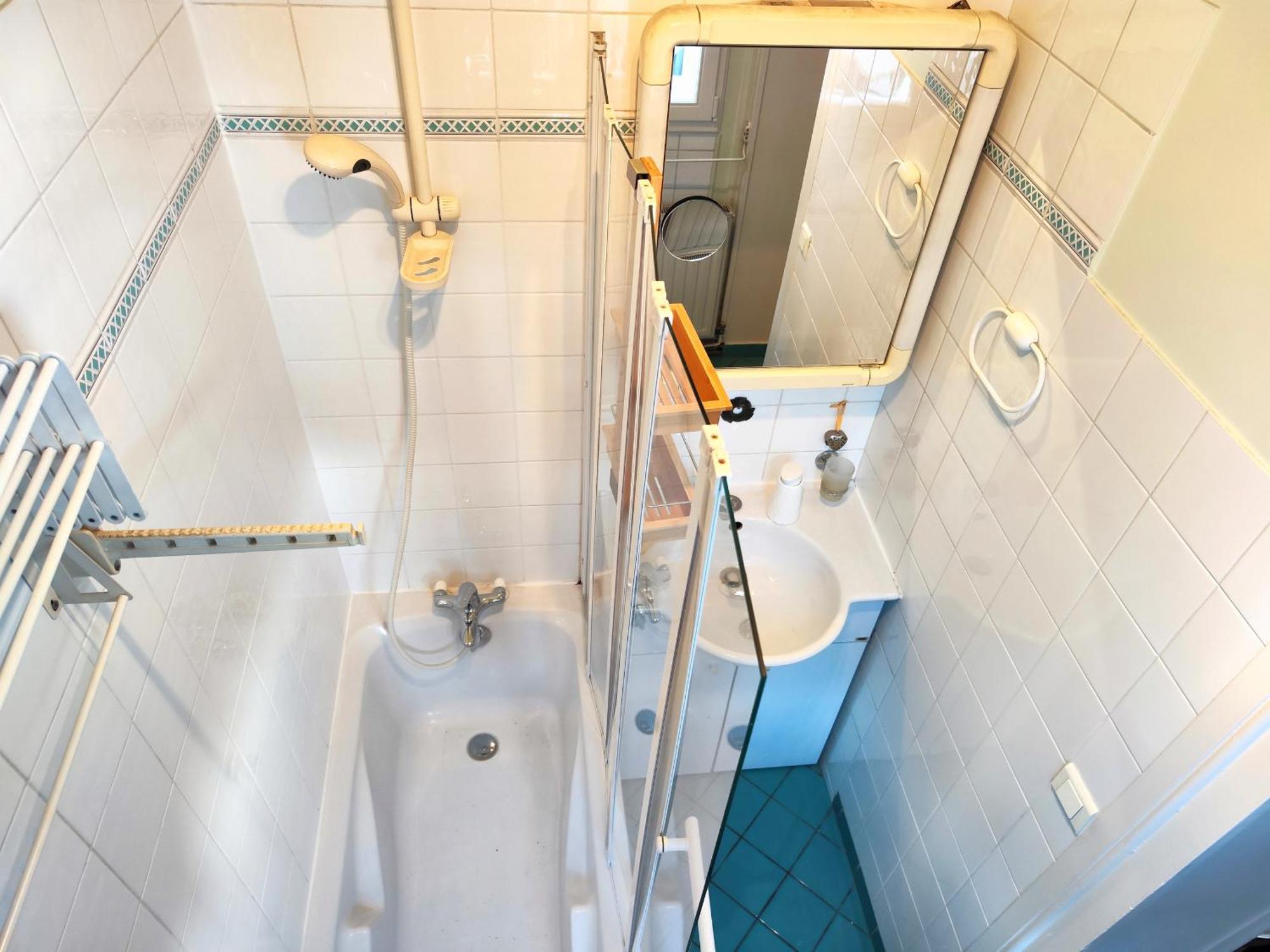 Apartment Rue Faustin Helie - 16